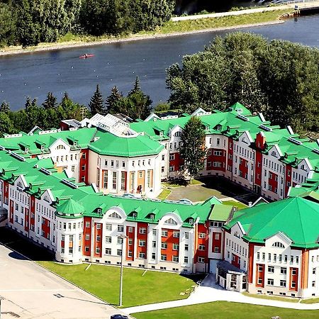 Hotel Park Krestovskiy São Petersburgo Exterior foto